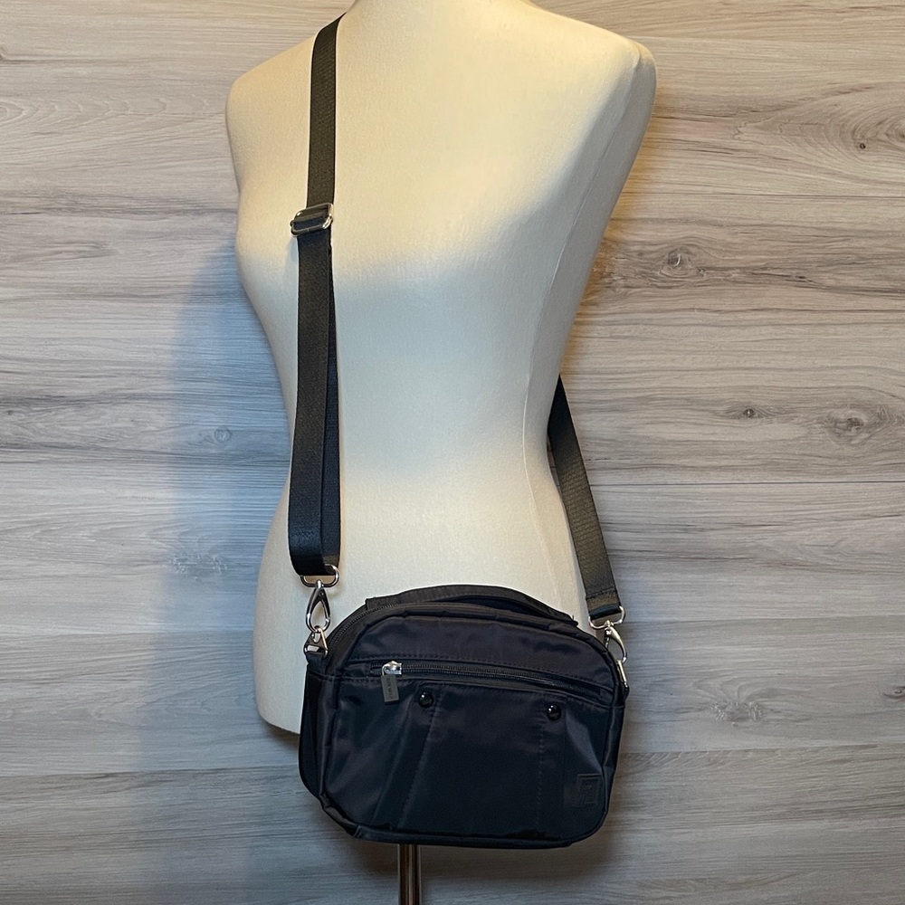 NWOT- The Class Act IHKWIP Nylon Crossbody Bag, Black